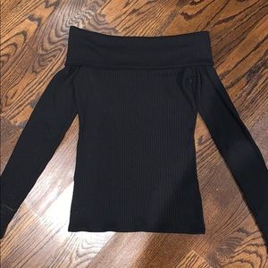 ABERCROMBIE black off the shoulder top